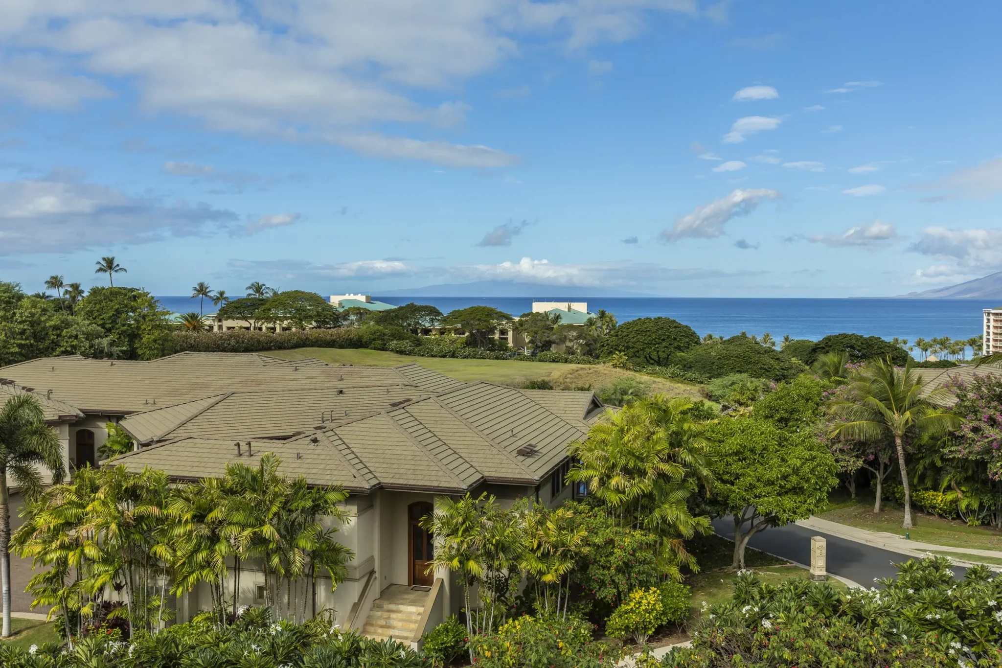 coldwell-banker-island-vacations-hawaii-maui-hoolei-complex-hoolei-17-3-banner