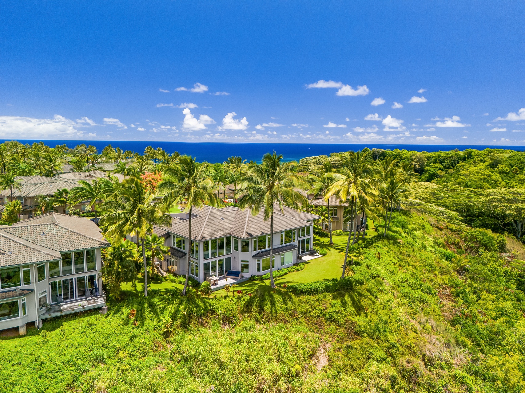 coldwell-banker-island-vacations-hawaii-kauai-kai'ulani-in-princeville-complex-tile-banner